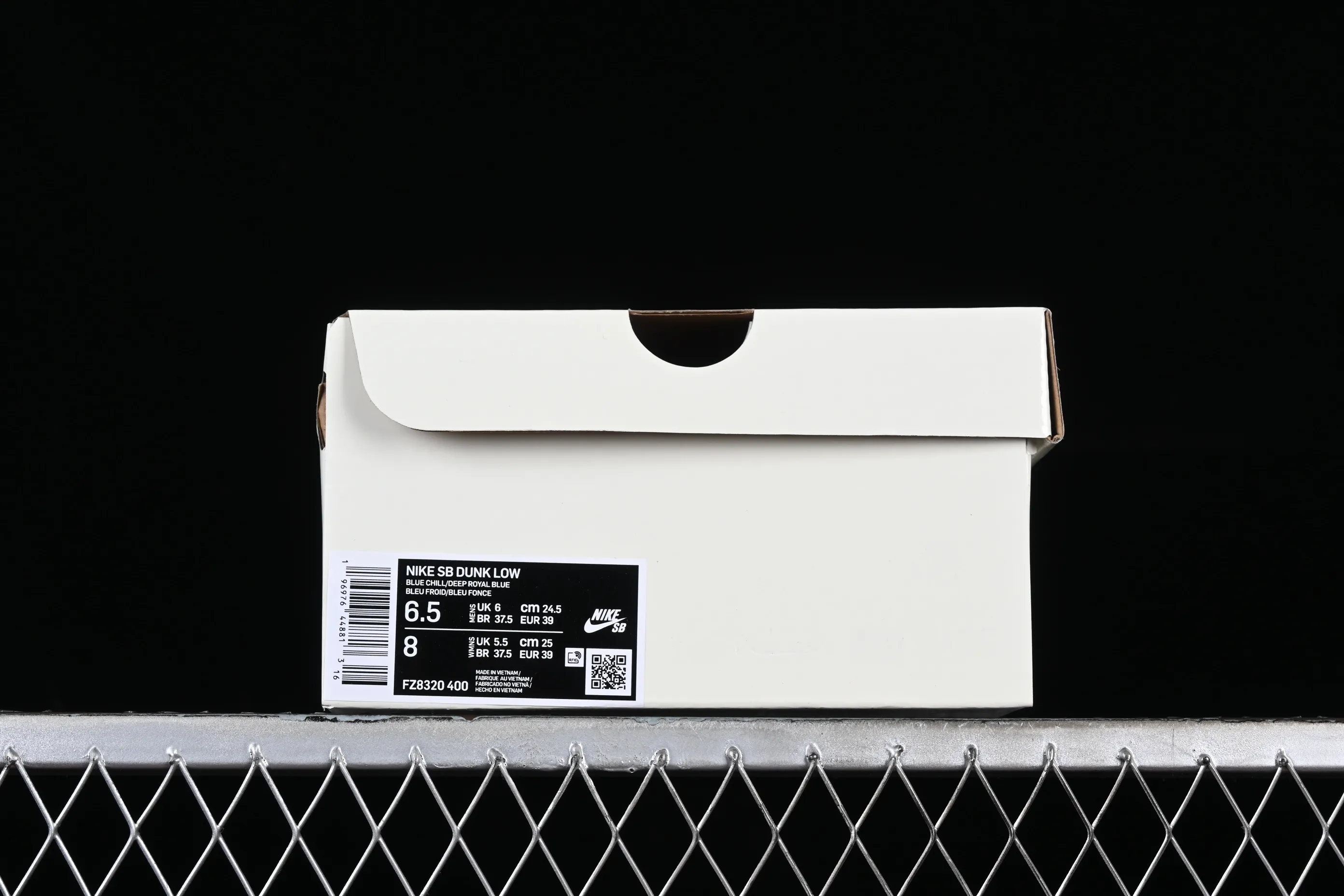 All categories Nk SB Dunk series Nk SB Dunk Low low-top sneakers F version The Powerpuff Girls x Nk SB Dunk Low Powerpuff Girls joint model low-top casual sneakers FZ8320-400